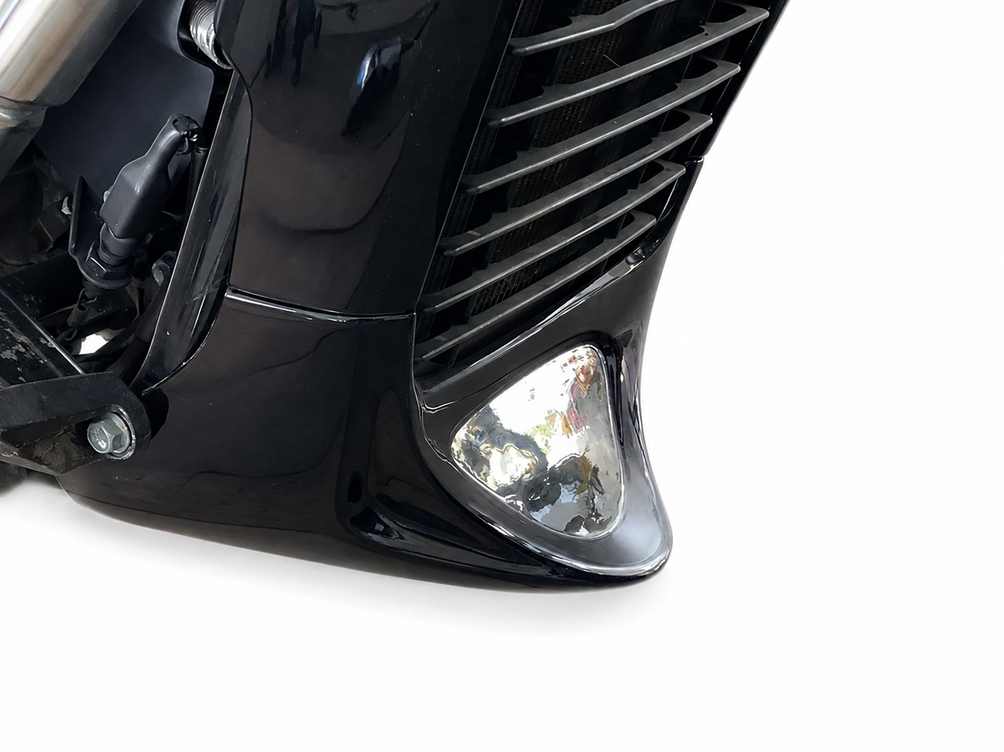 SUZUKI M109 M109r BOULEVARD FRONT CHIN SCOOP SPOILER